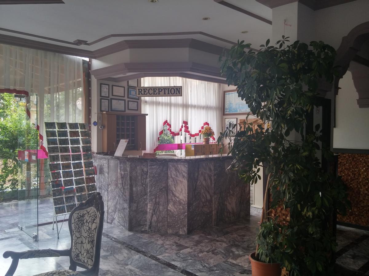 Gold River Aparthotel *