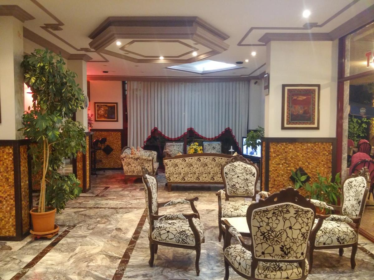 Aparthotel Gold River