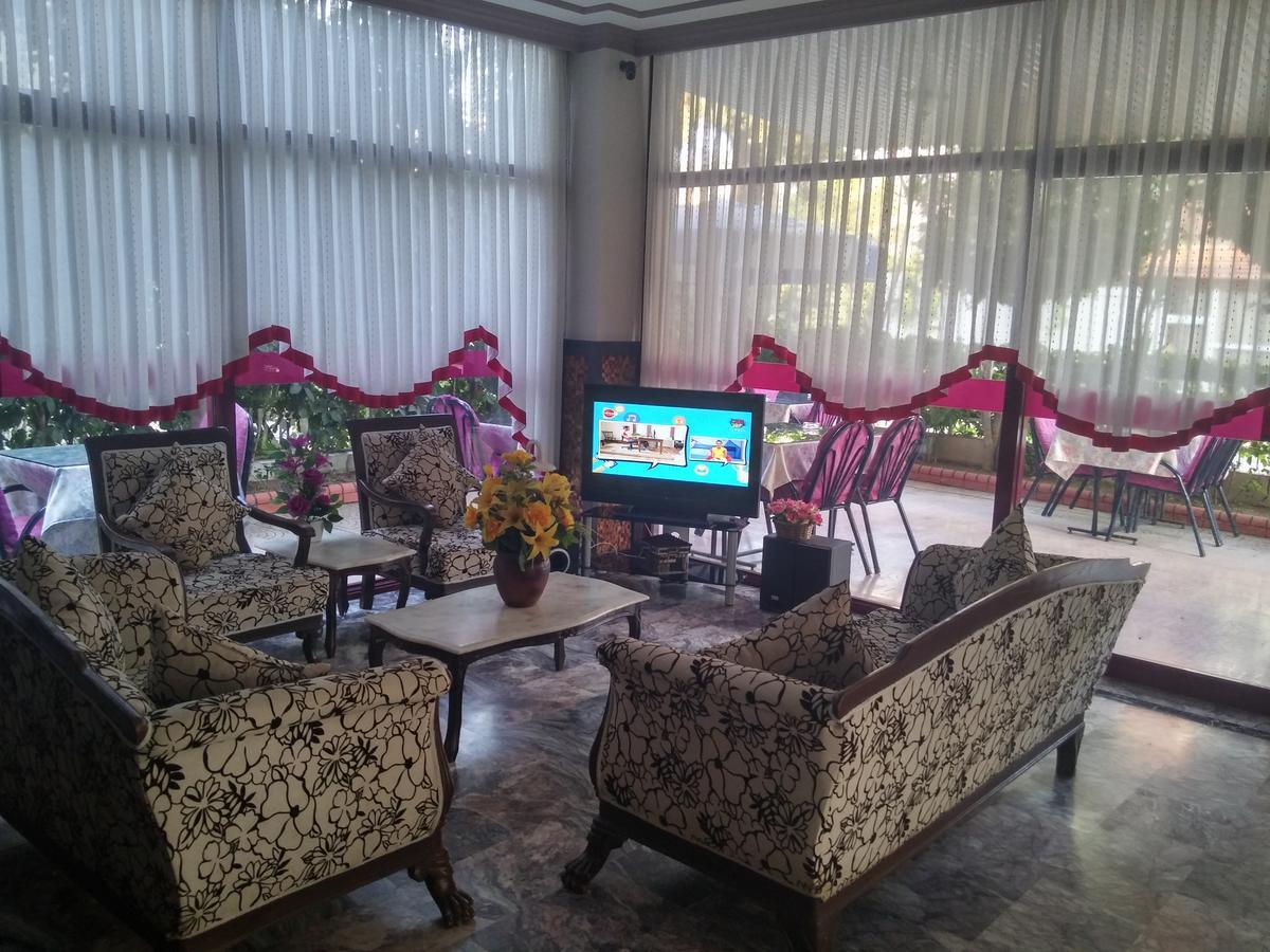 Aparthotel Gold River *