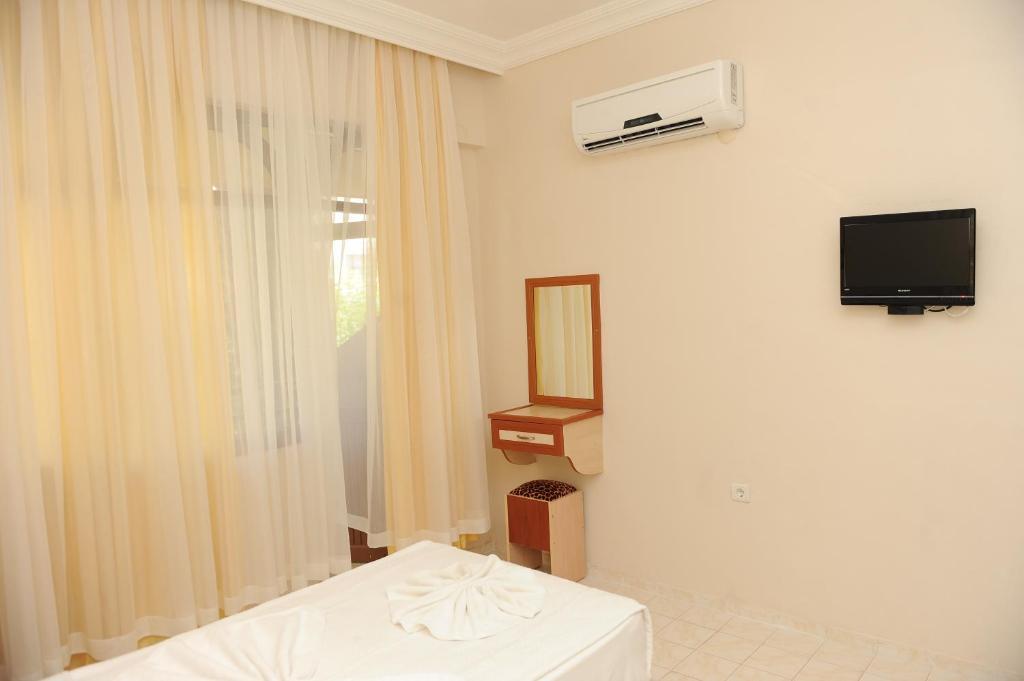 World Hotel