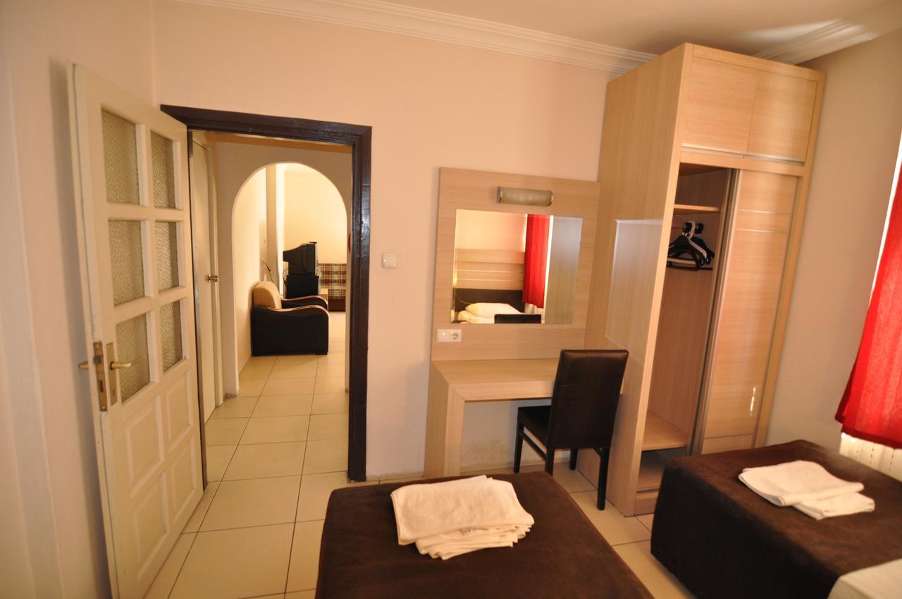 Aparthotel House 1