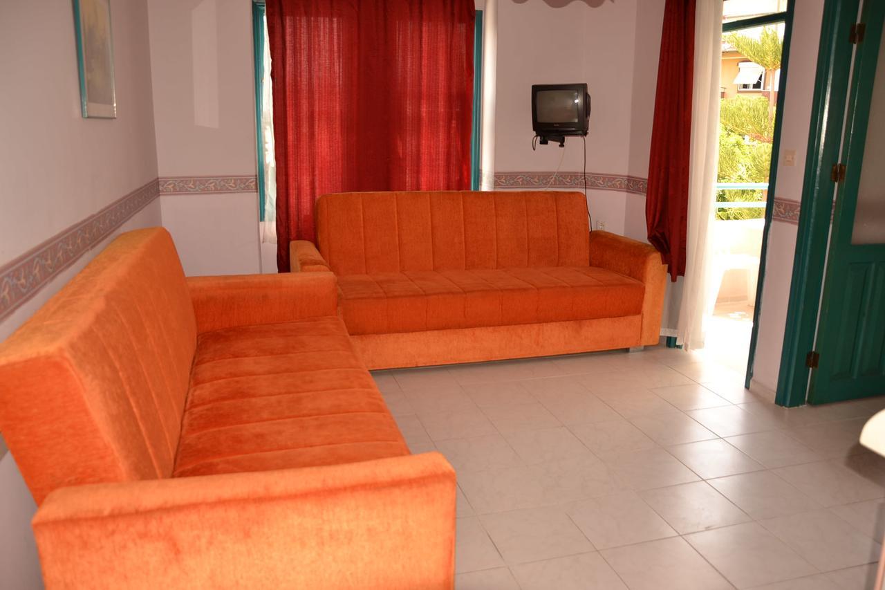 Lila Aparthotel