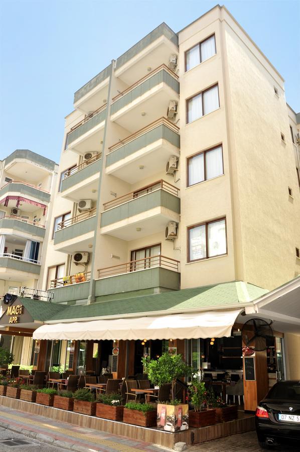 Magi Aparthotel