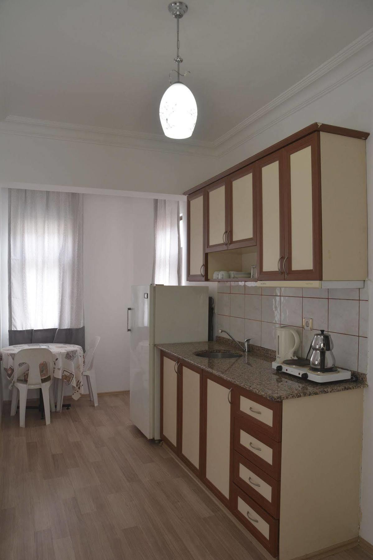 Saray Aparthotel