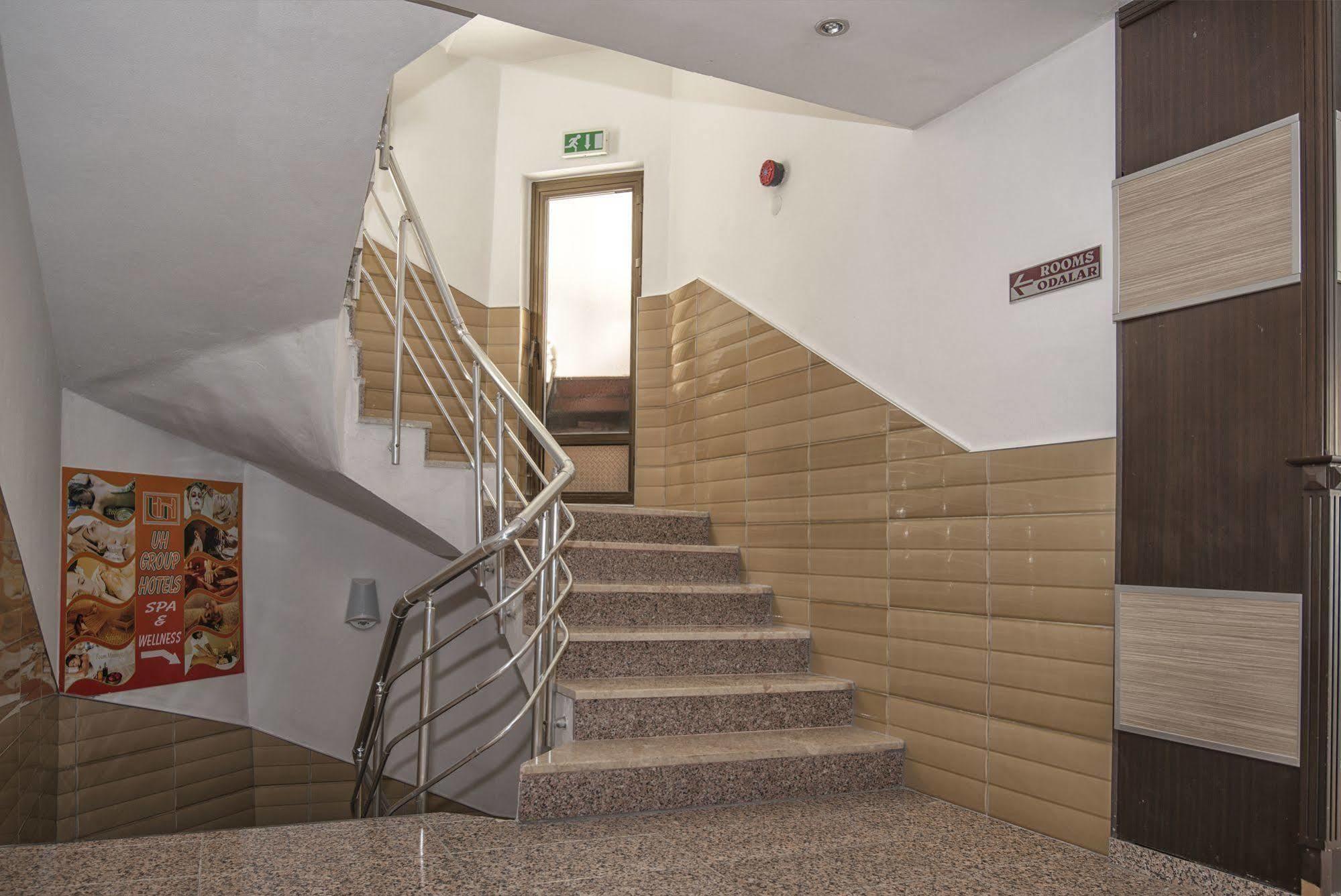 Otel Kleopatra Develi 2*
