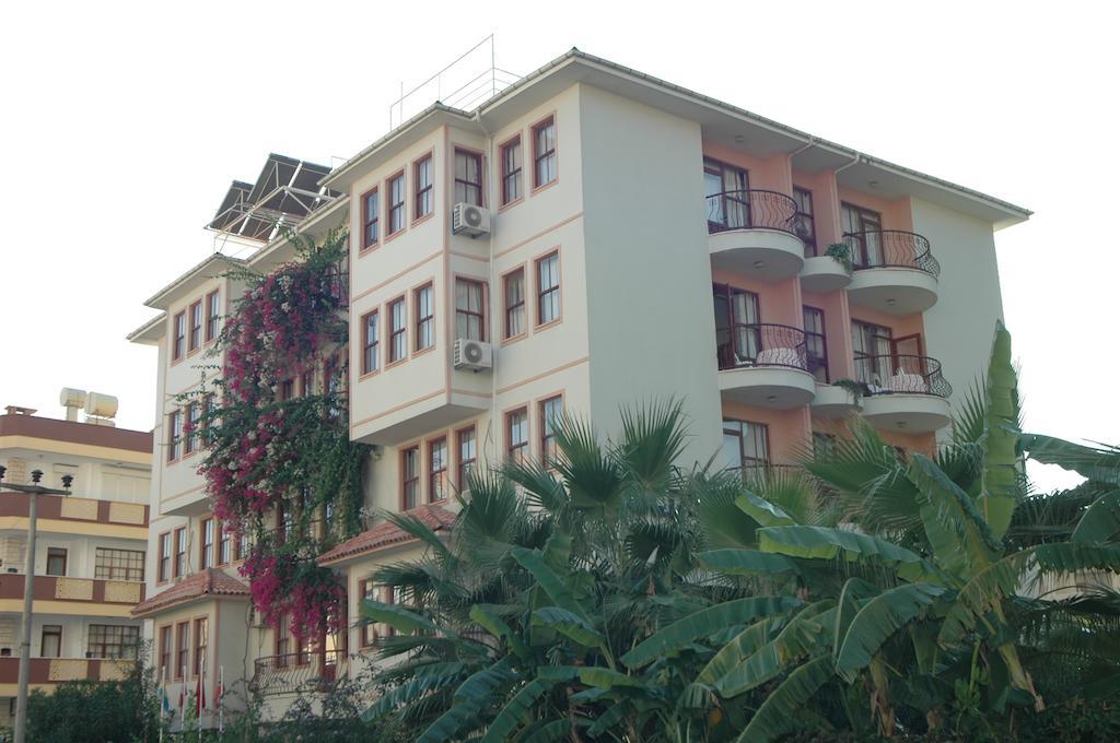 The S & Aparthotel 2*