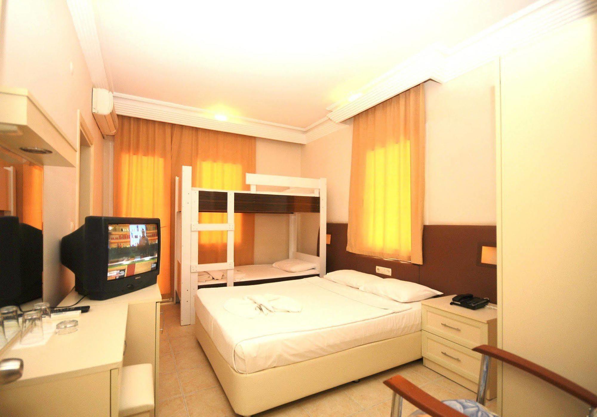 Hotel Emir Fosse 2*