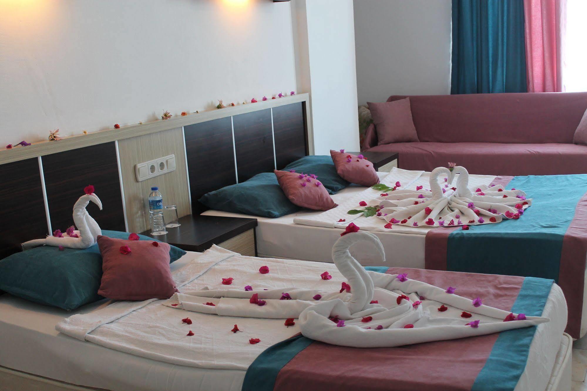 Monart Luna Playa 2*
