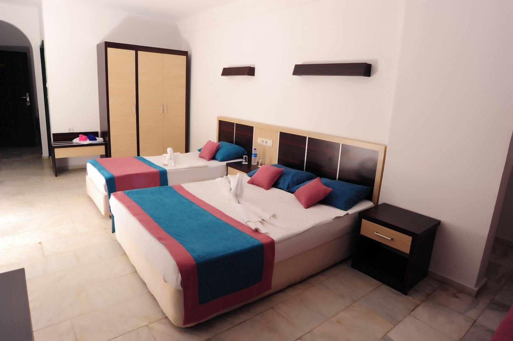 Monart Luna Playa Alanya