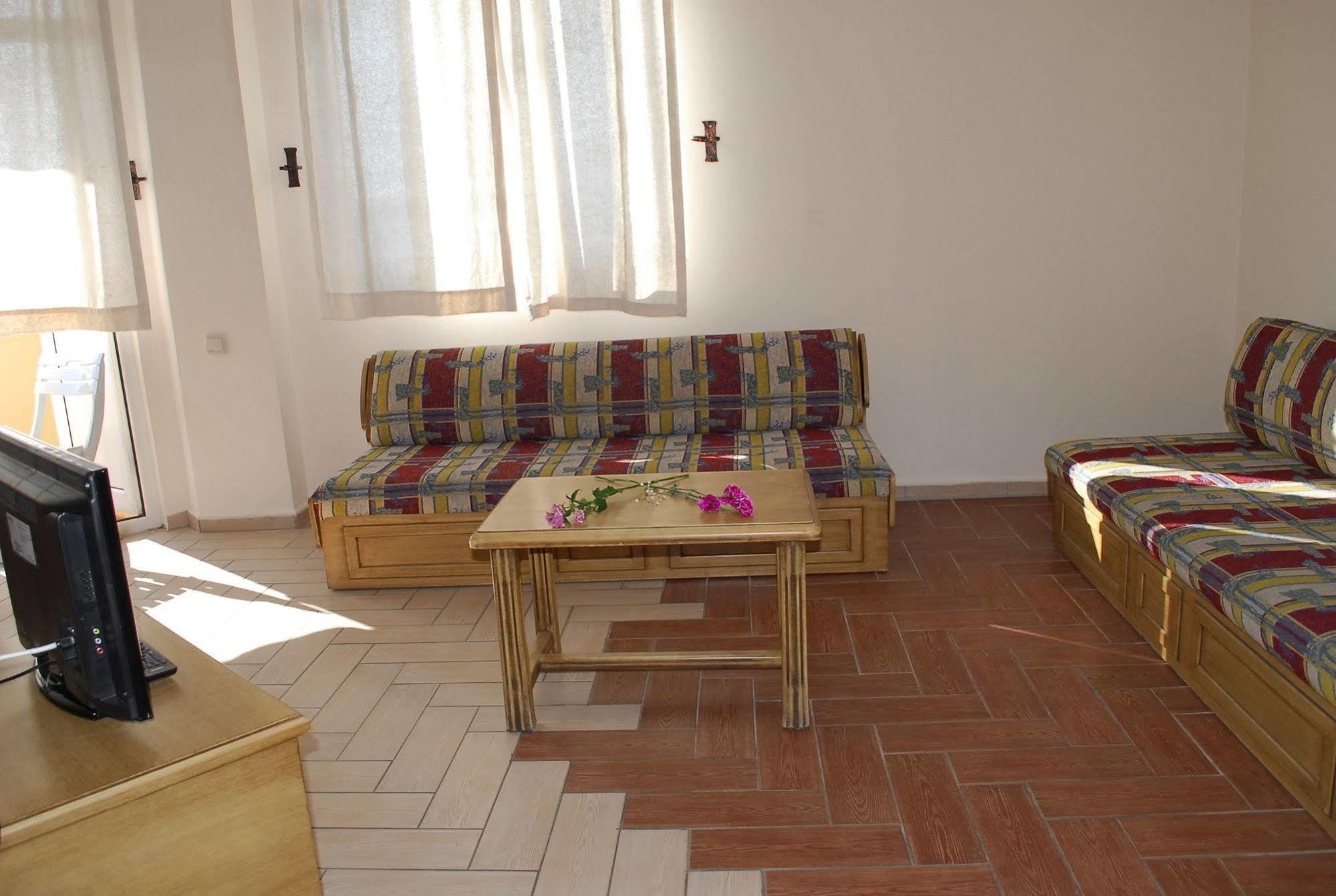 Atak Aparthotel