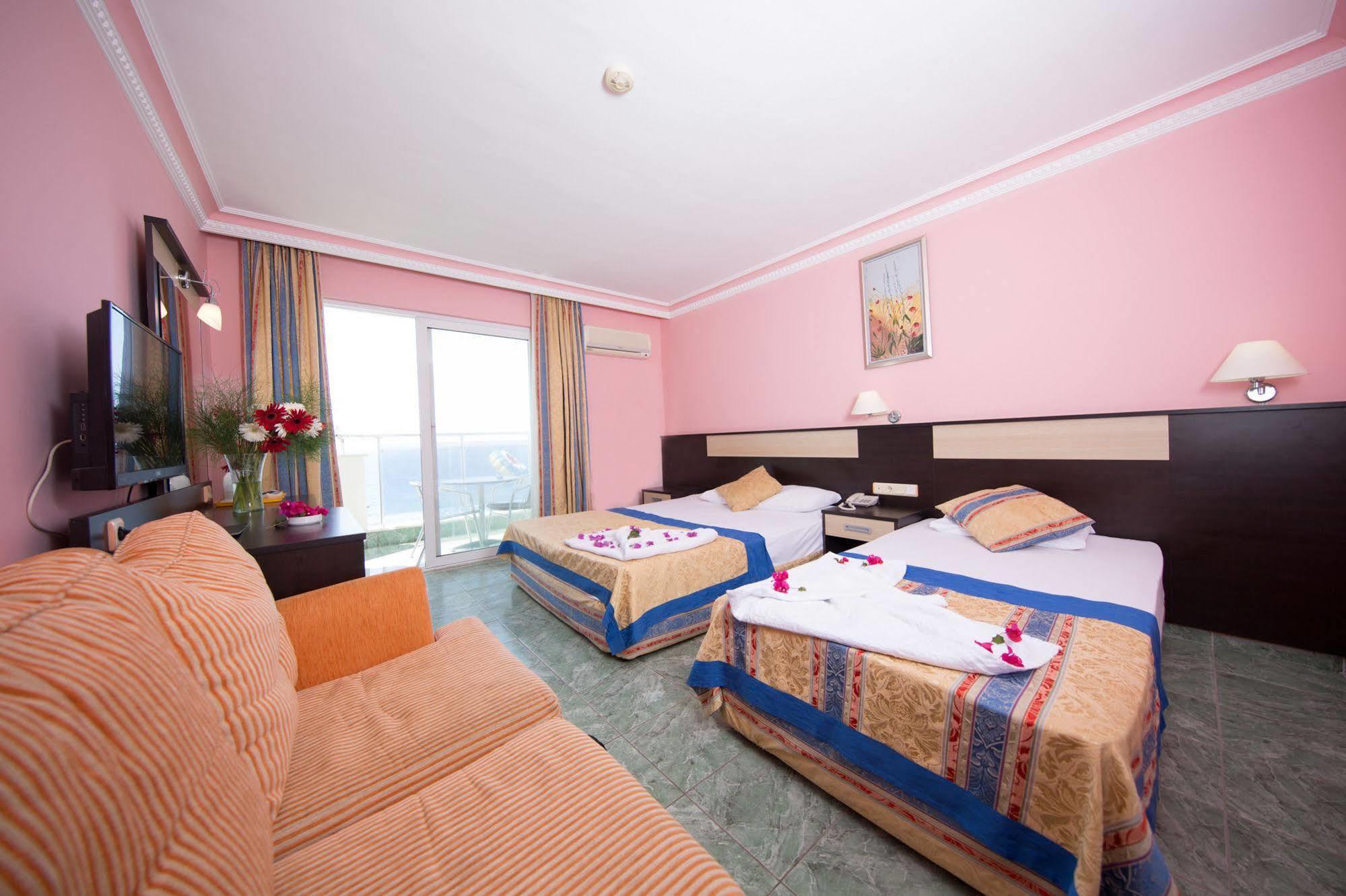 Resort First Class