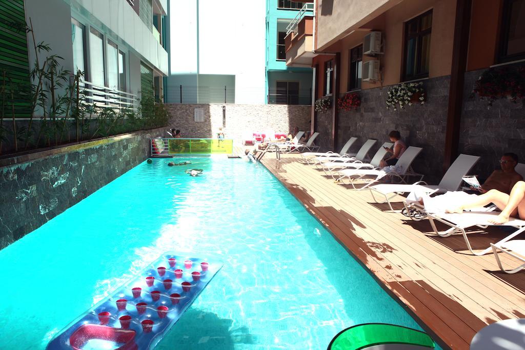 Aparthotel Saray Apart *