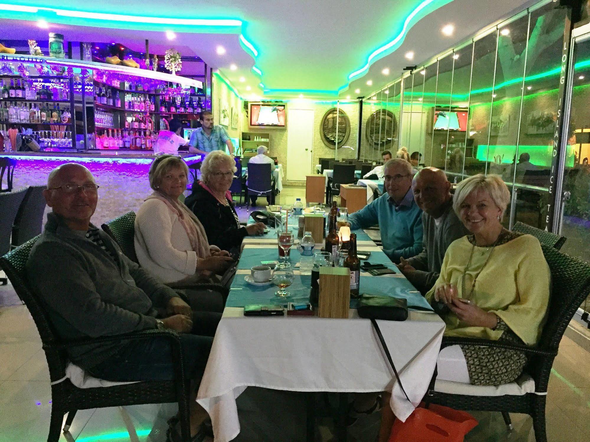 Aparthotel Semiz