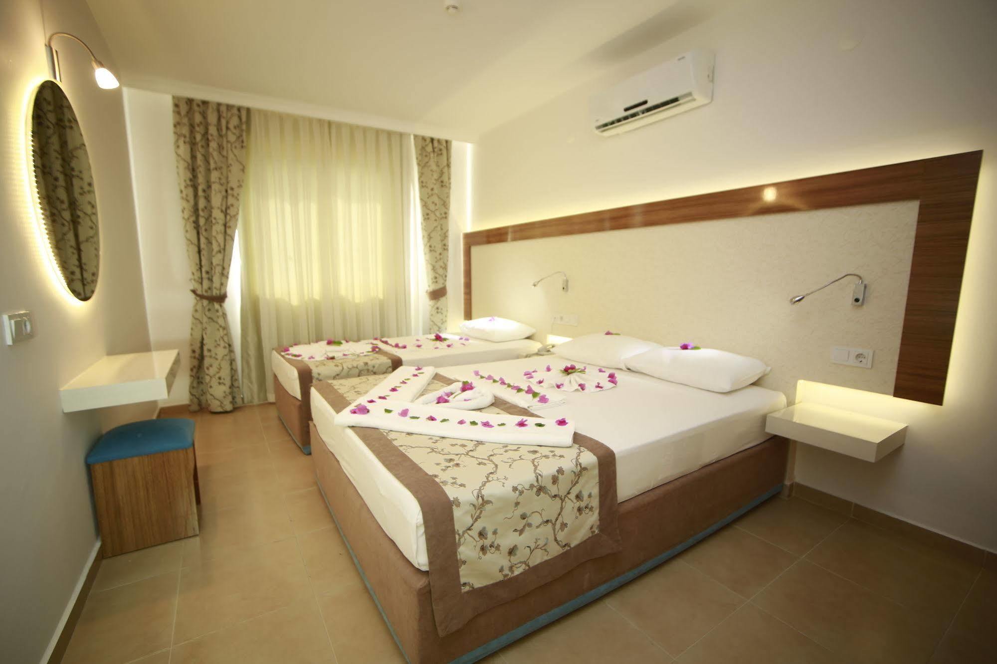Almera Park Lejlighedshotel 3*