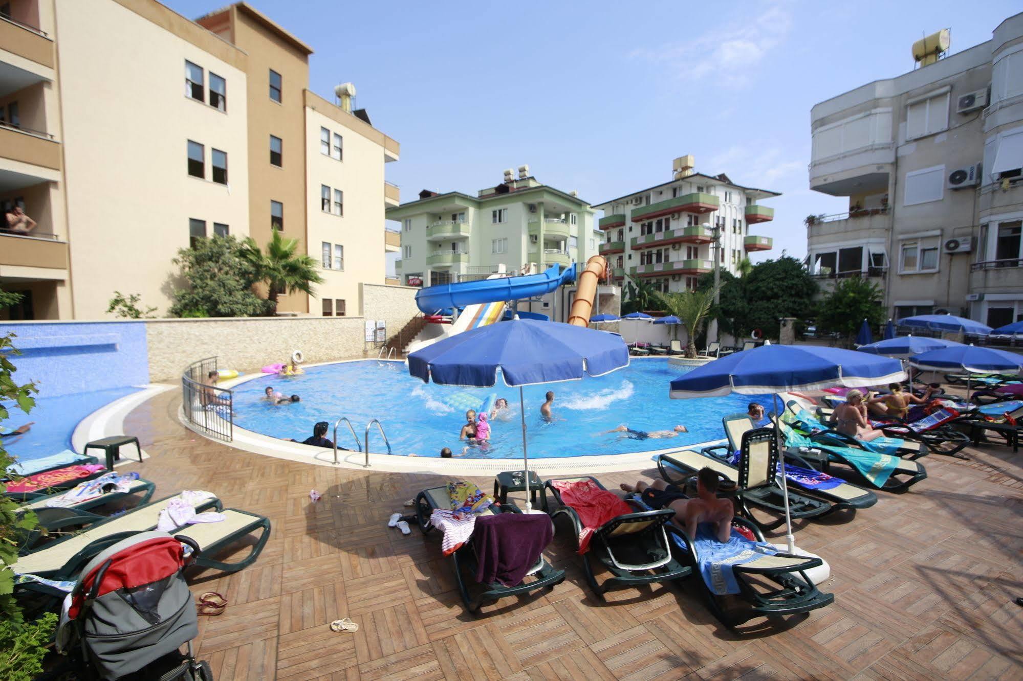 Almera Park