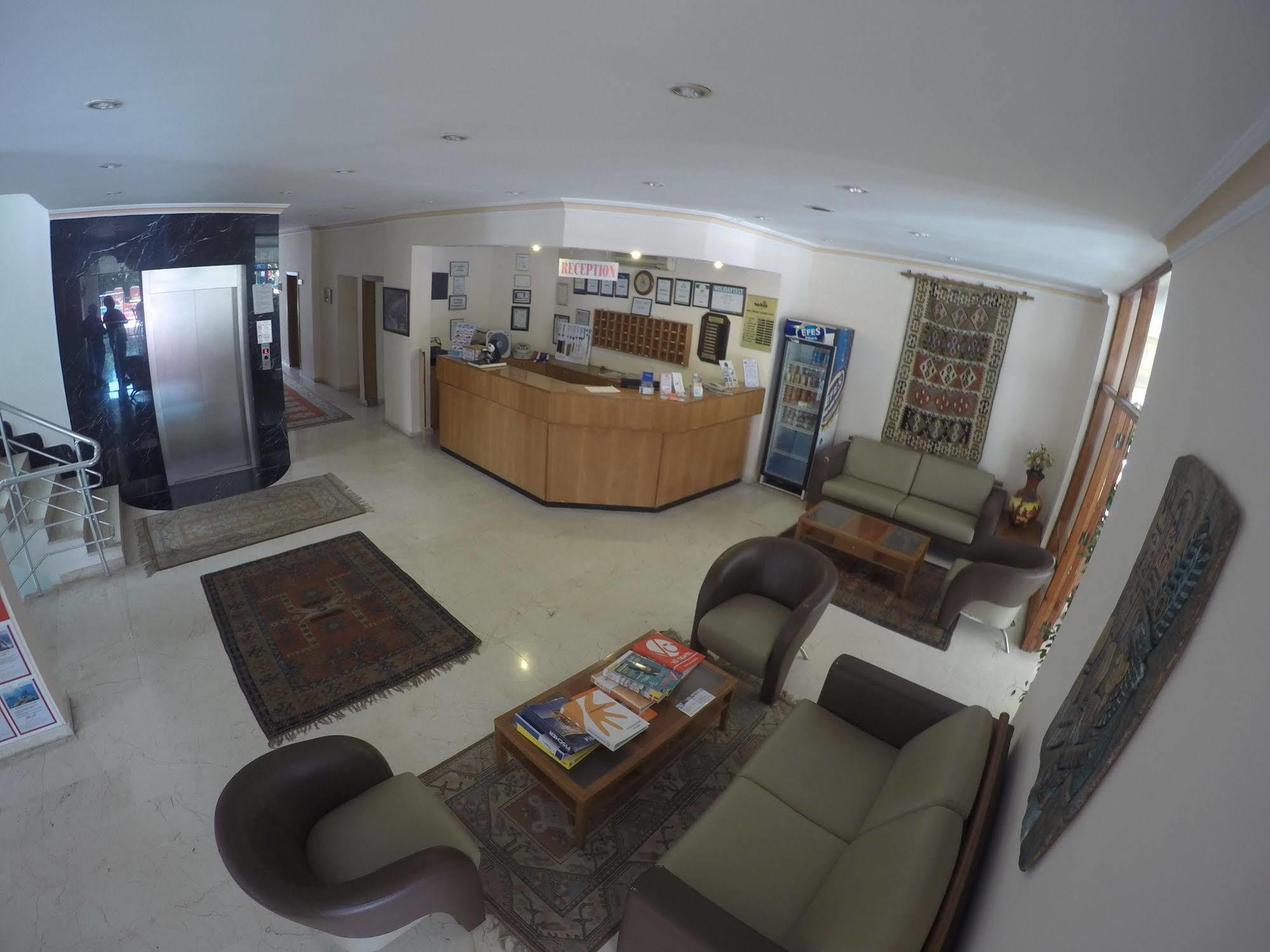 Miray Kleopatra Hotel 3*