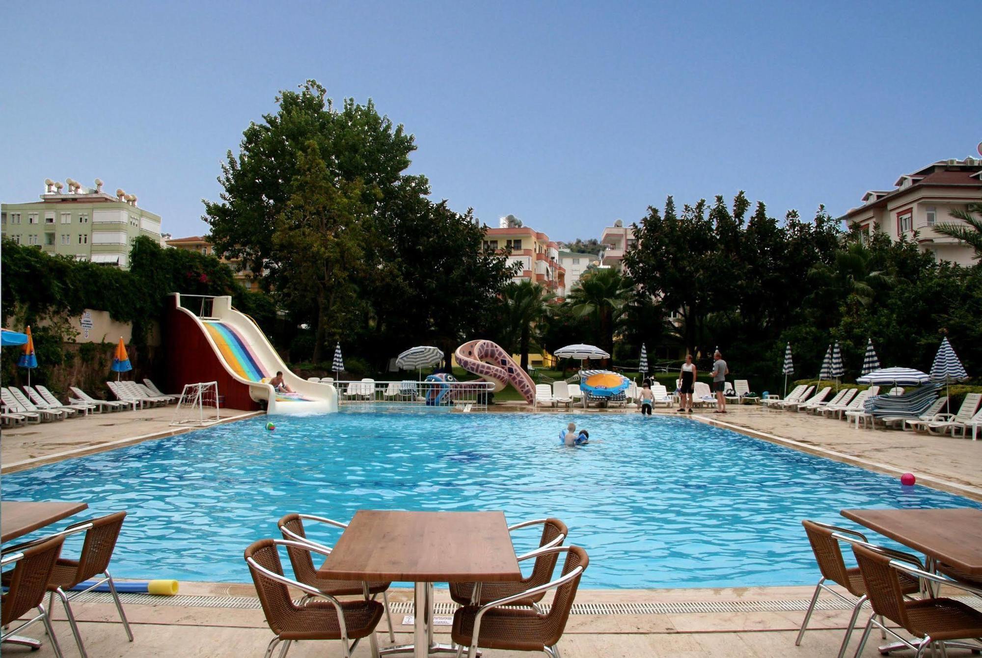 Elysee Garden Family Alanya