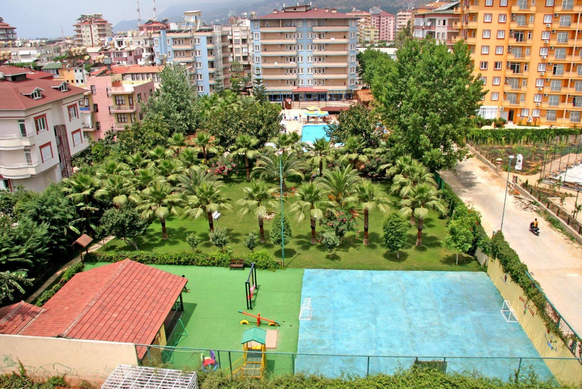 Elysee Garden Family Resort