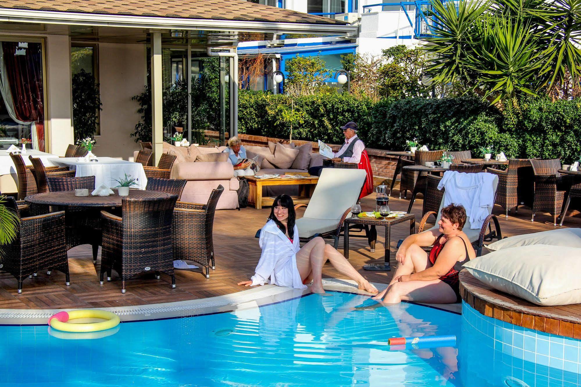 Hotel Savk 4*