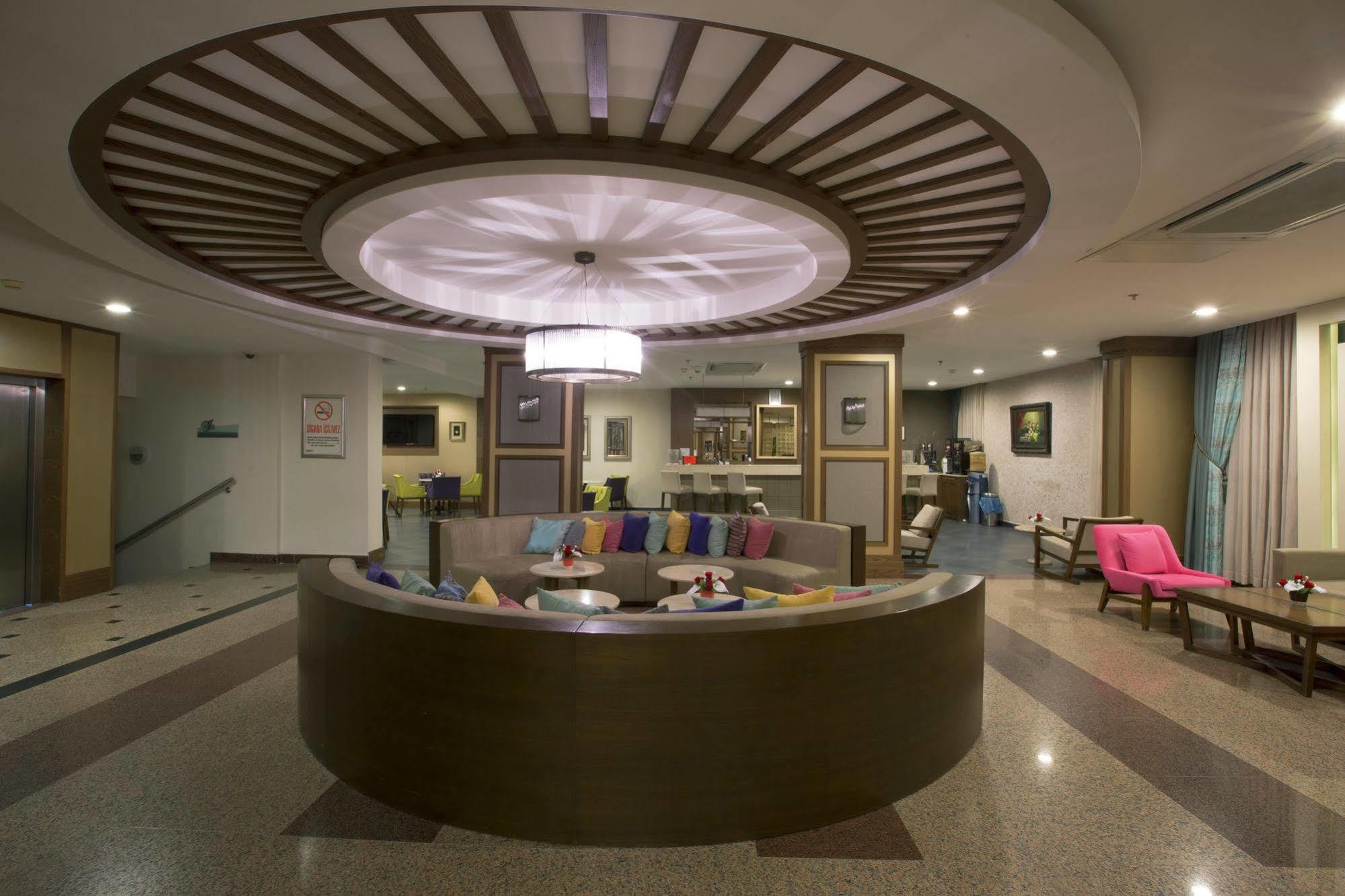 Insula & Hotel 5*