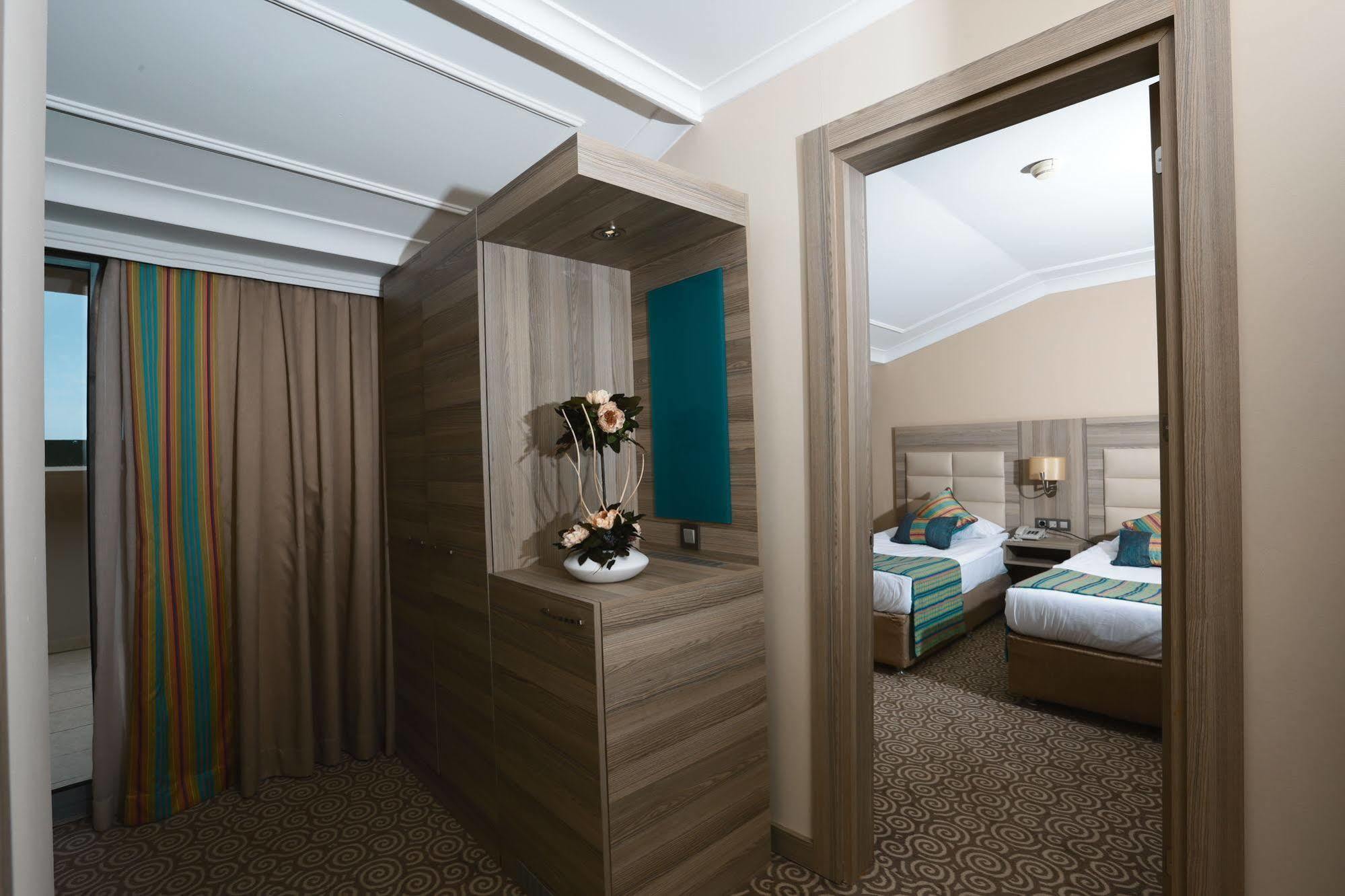 Insula & 5* Alanya