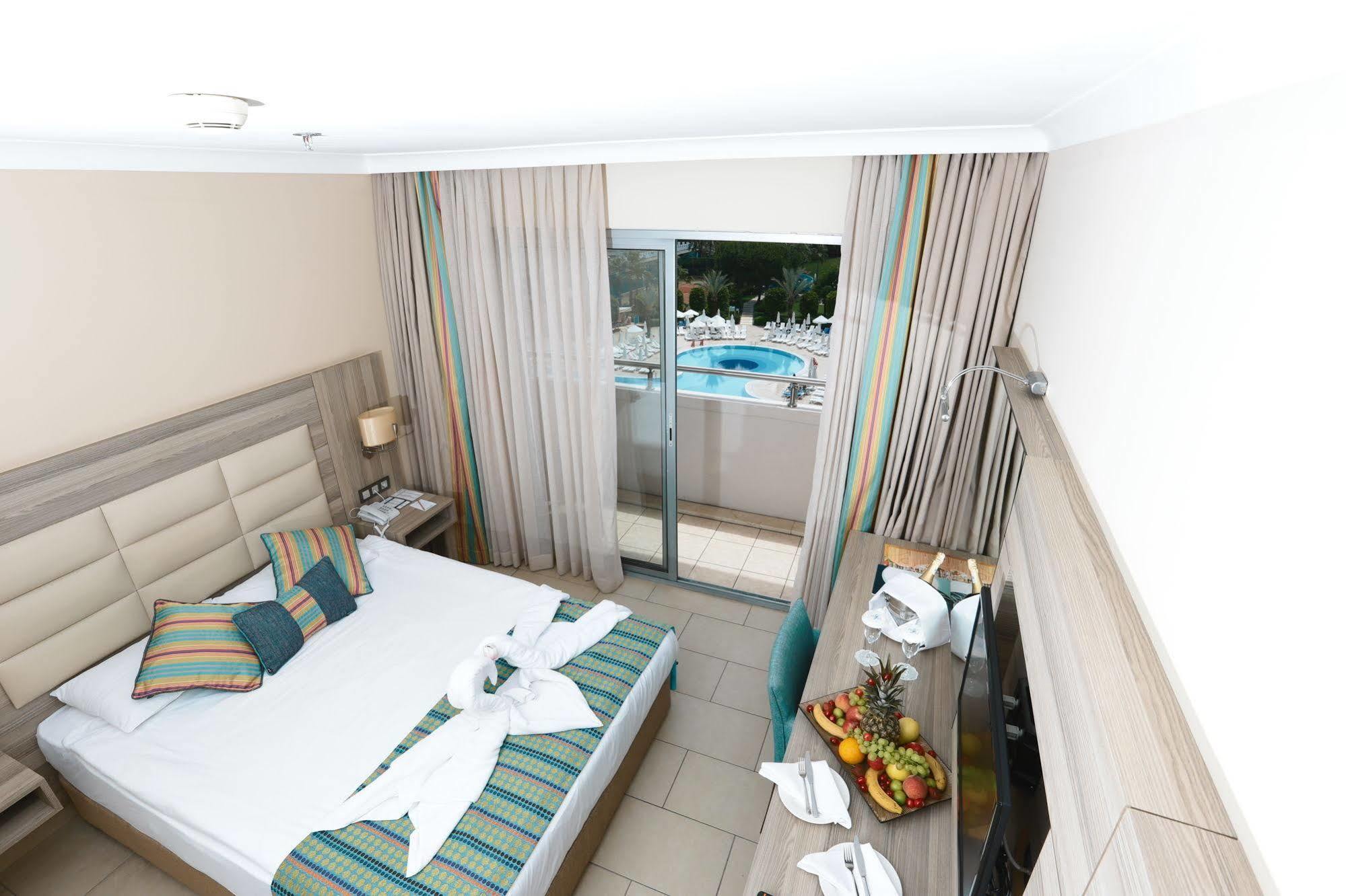Insula & Hotel