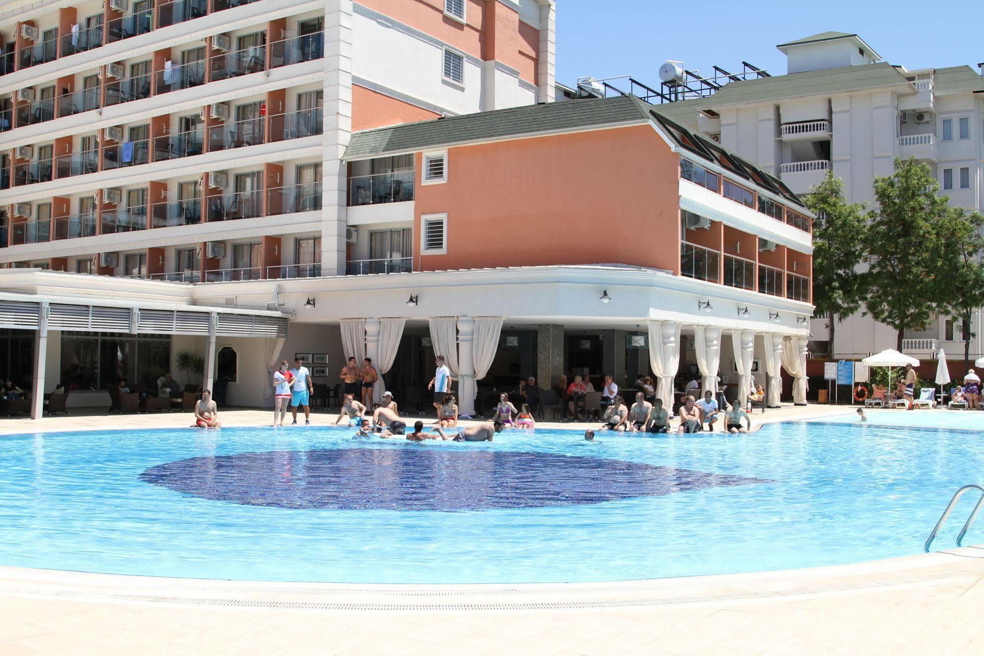 Insula & Hotel