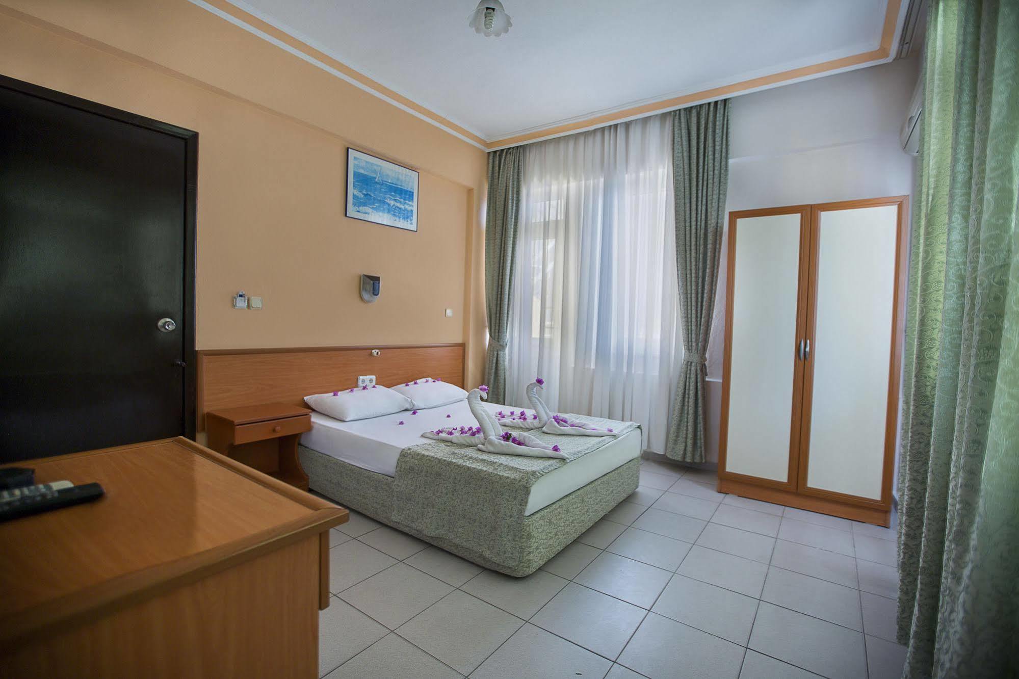 Hotel Kleopatra Alis 3*