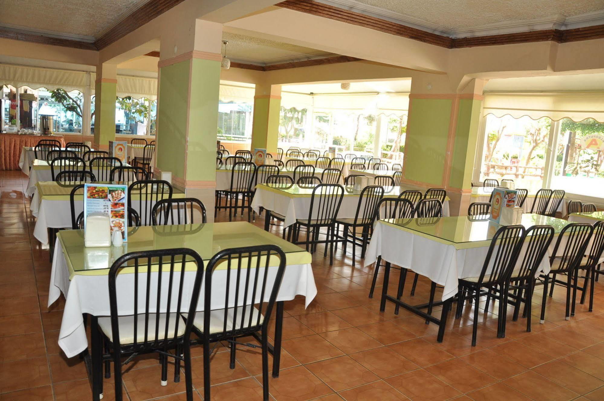 Hotel Kleopatra Alis 3*