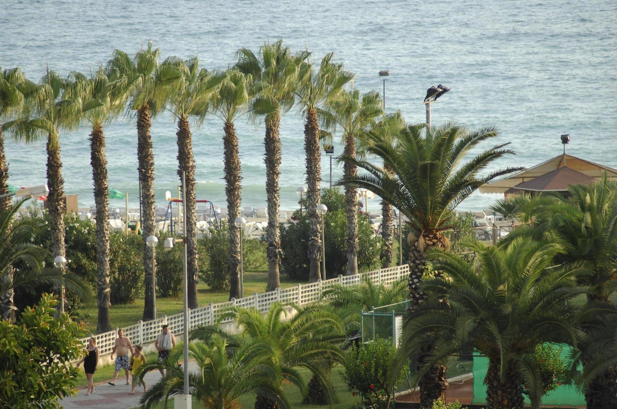 Aska Kleopatra 3* Alanya