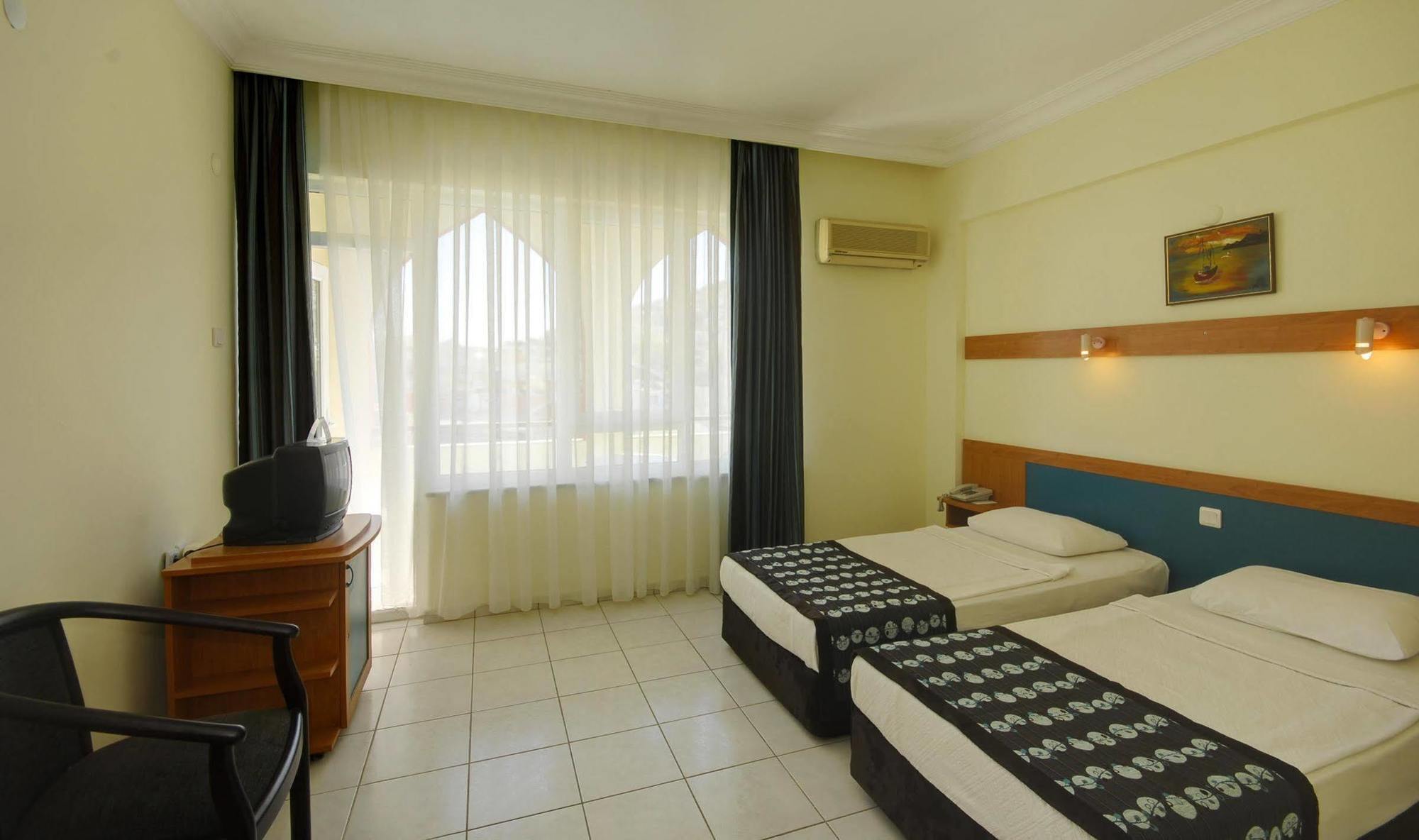 Aska Kleopatra Hotel