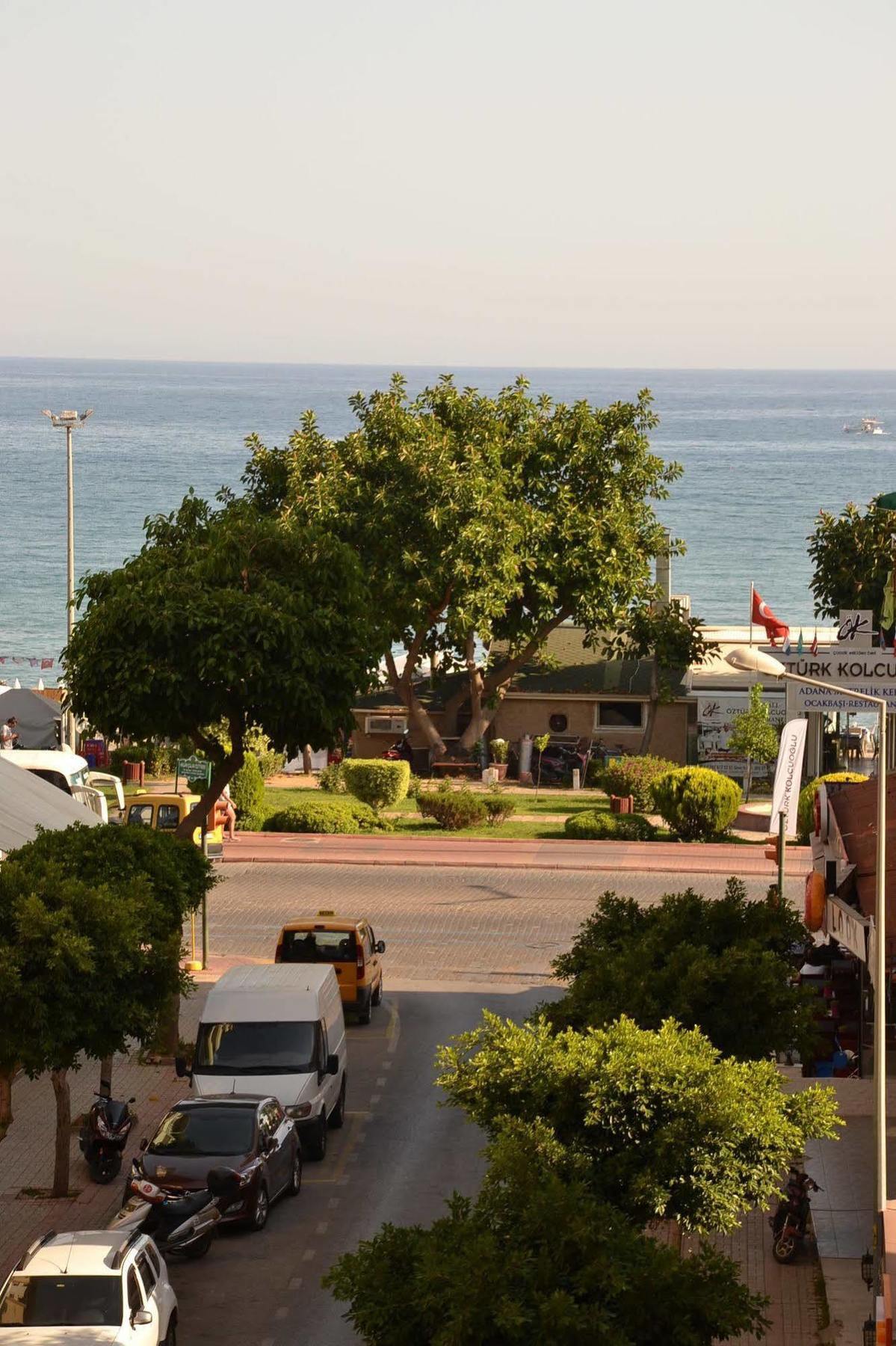 Hotel Huzuray 2*