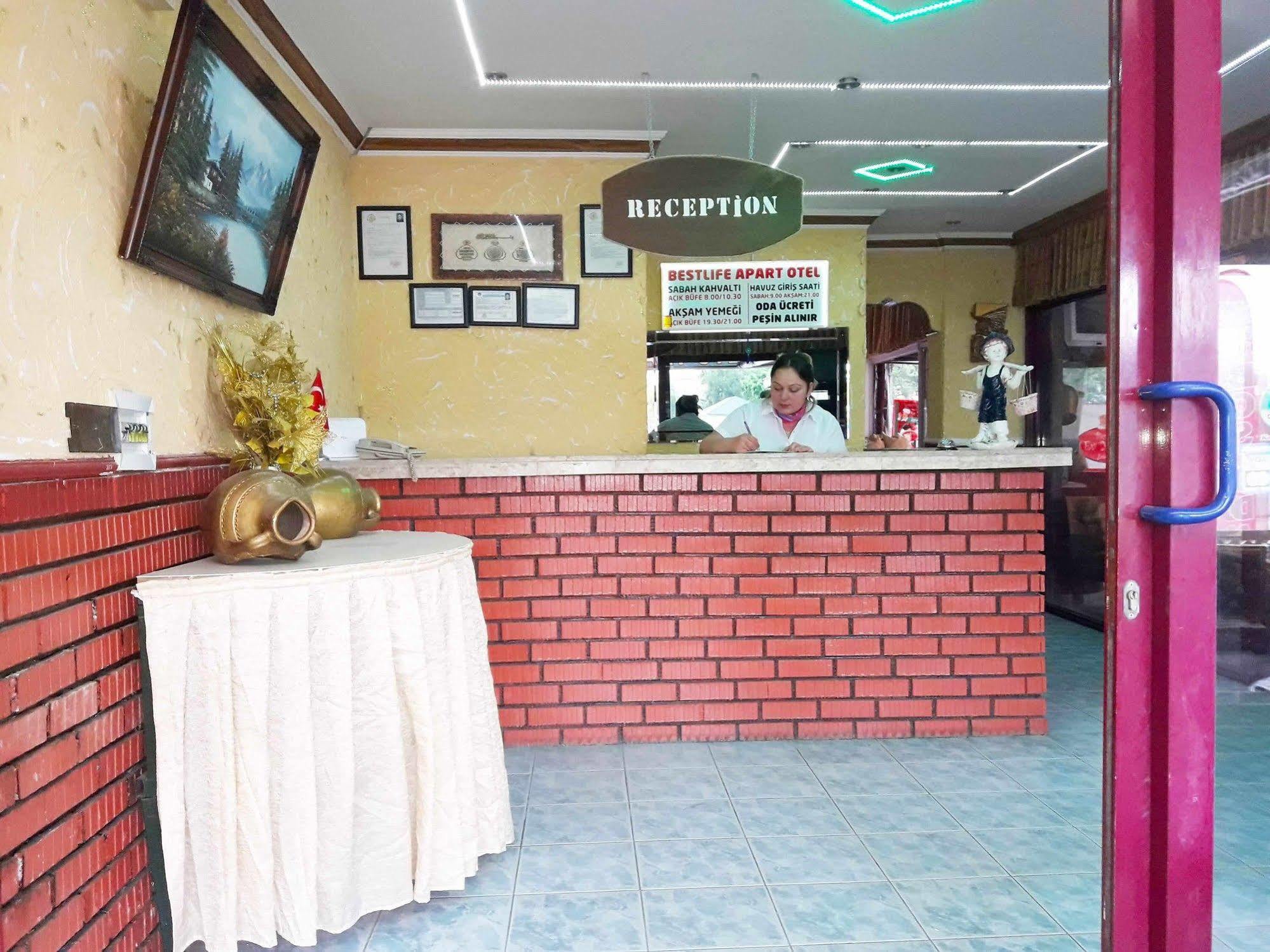 Best Life Apart Aparthotel