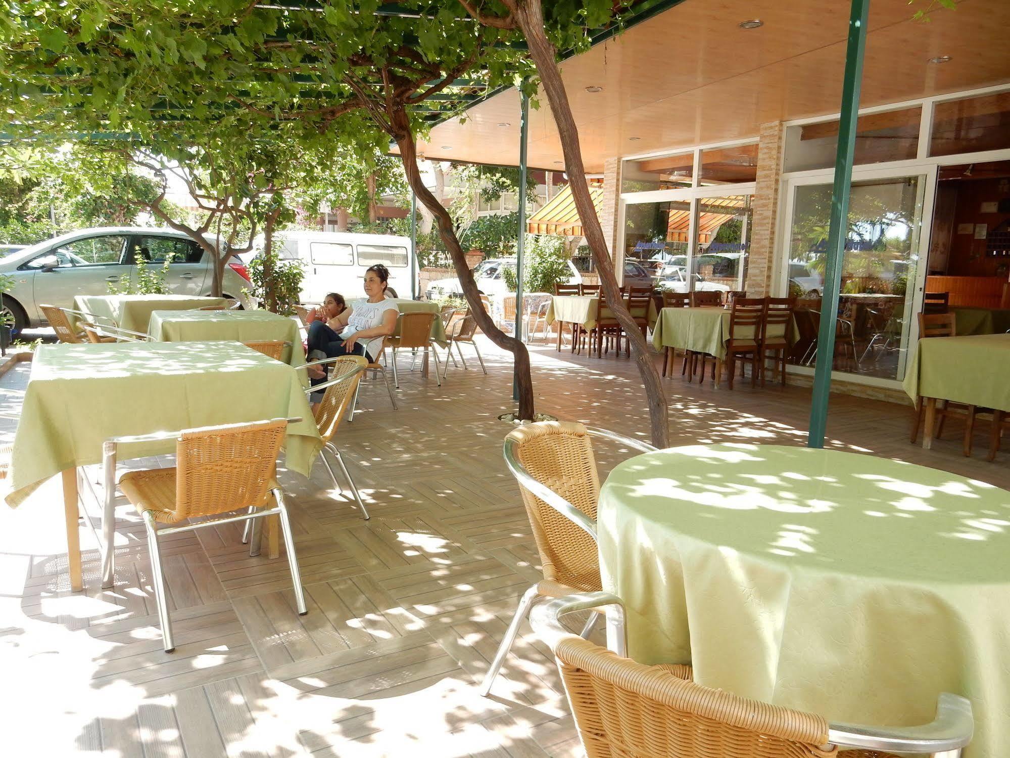 Hotel Aysev 2*