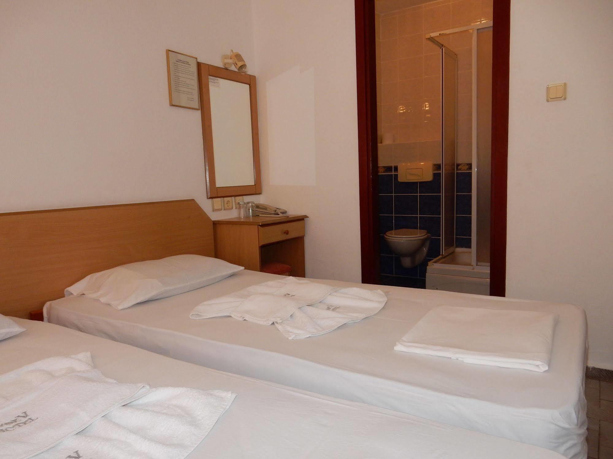 Hotel Aysev 2*