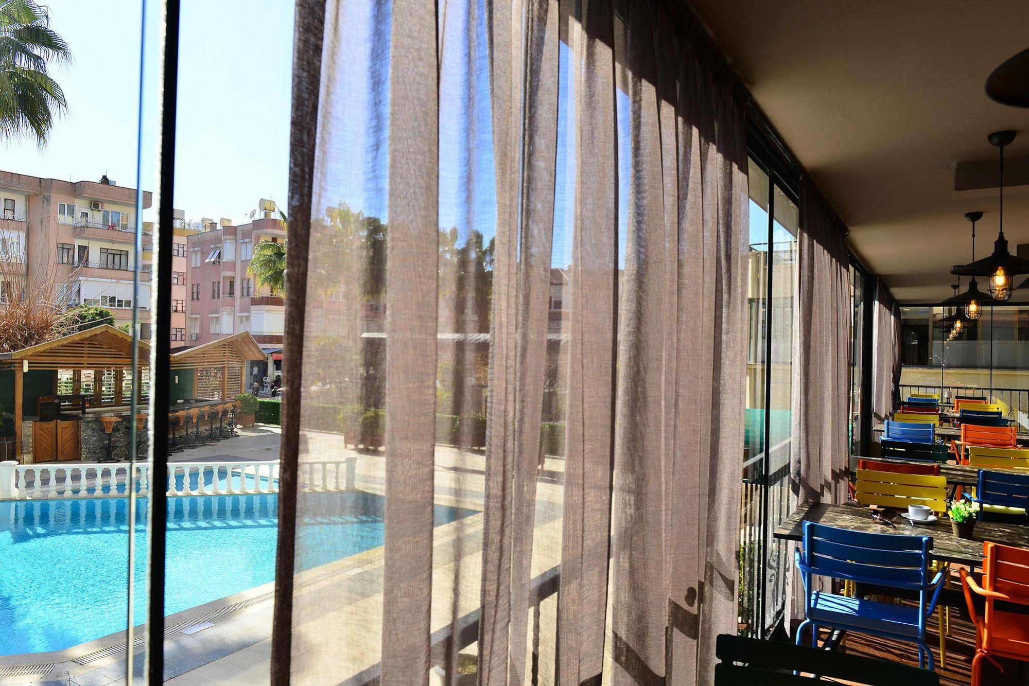 & Aparthotel Alanya