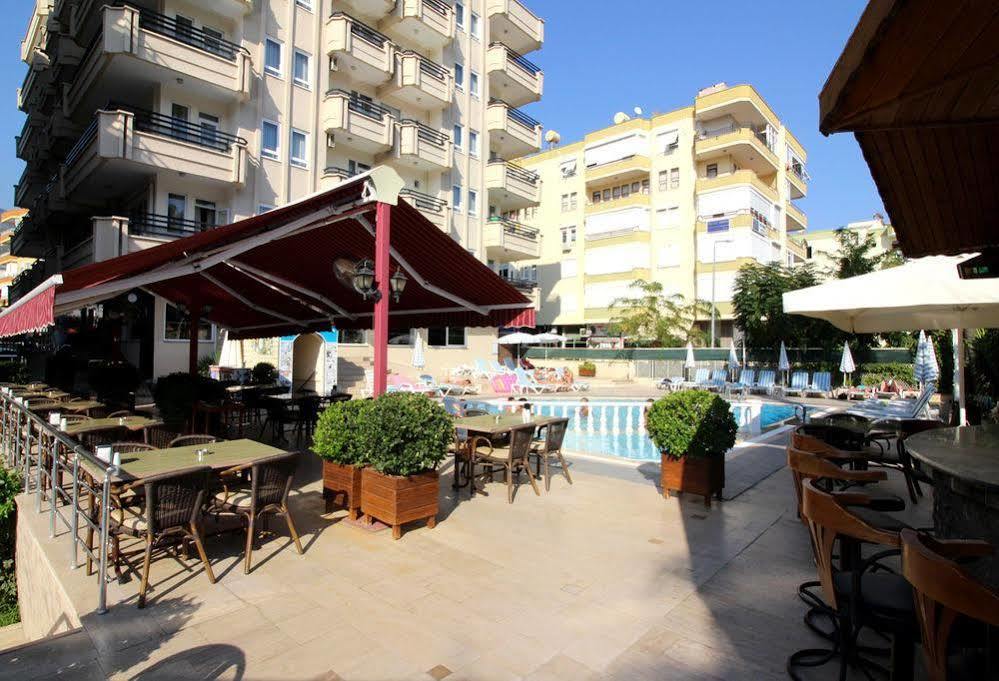 Aparthotel & 2*