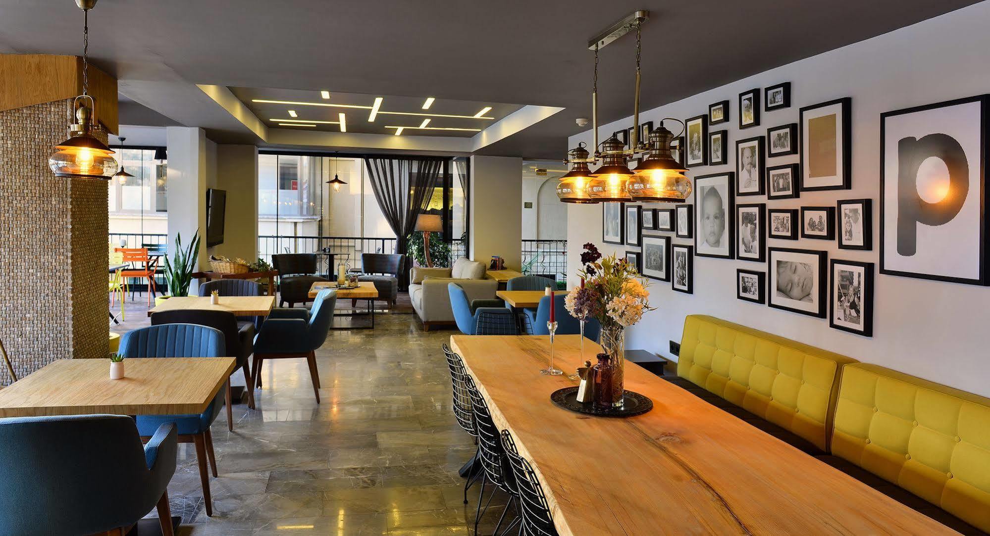 Aparthotel & 2*