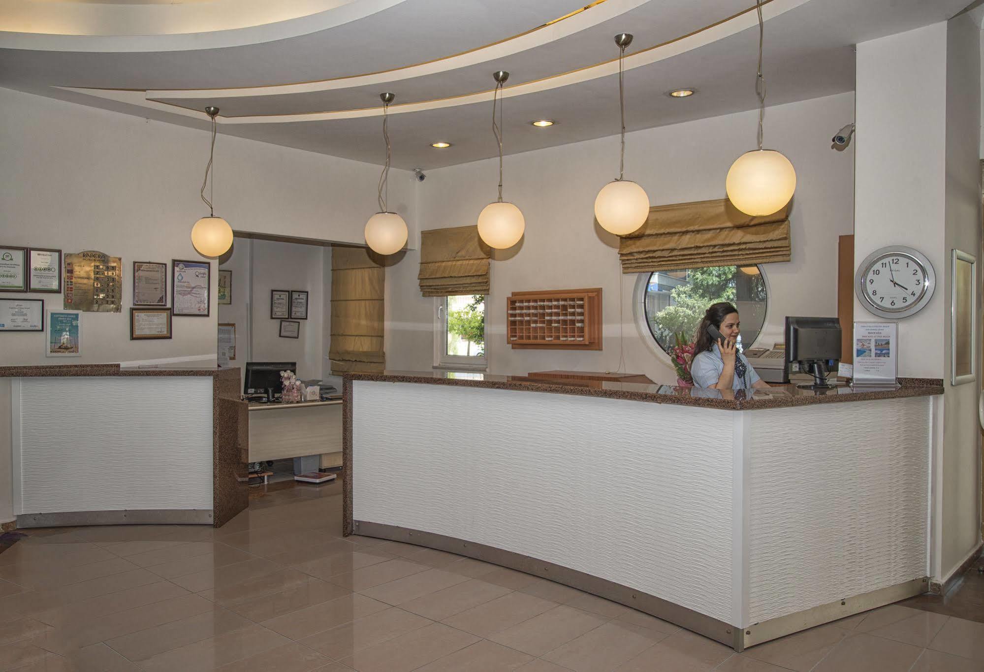 Riviera Lejlighedshotel