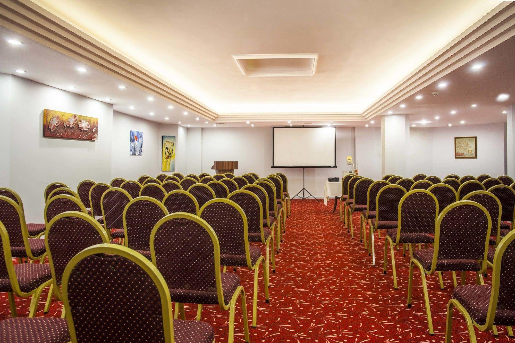 Kleopatra Alis 3* Alanya