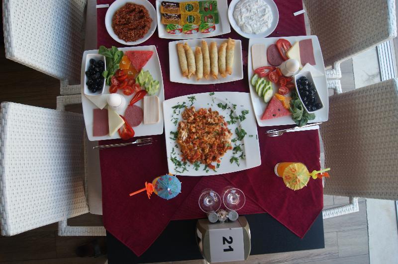 Kleopatra Tower Aparthotel