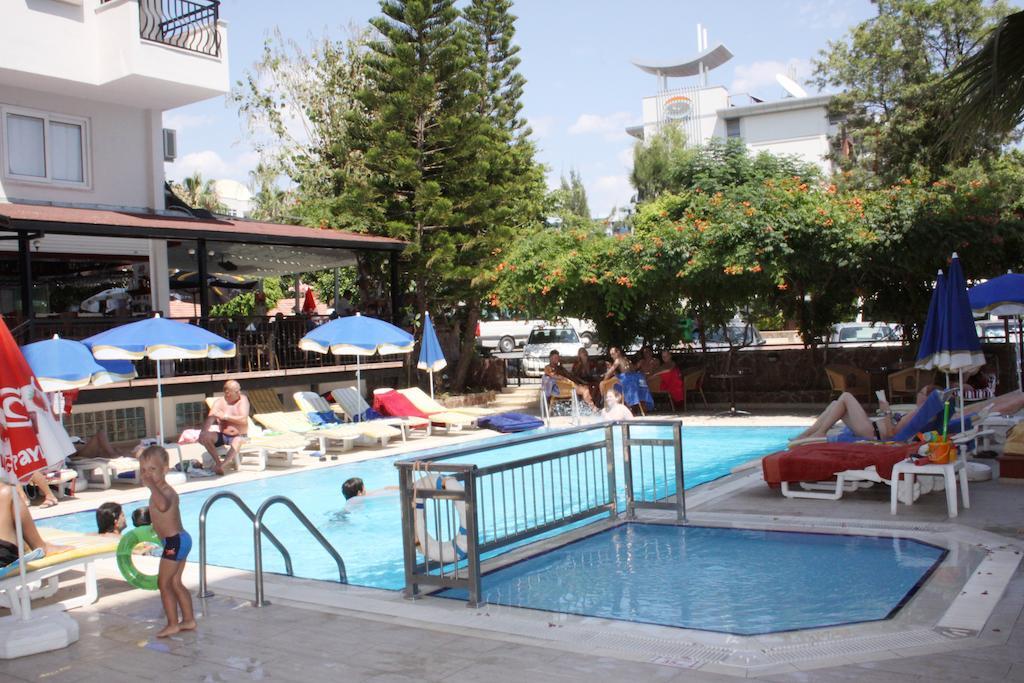 Hotel Aroma 3*