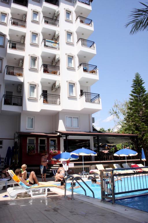 Aroma Hotel 3*