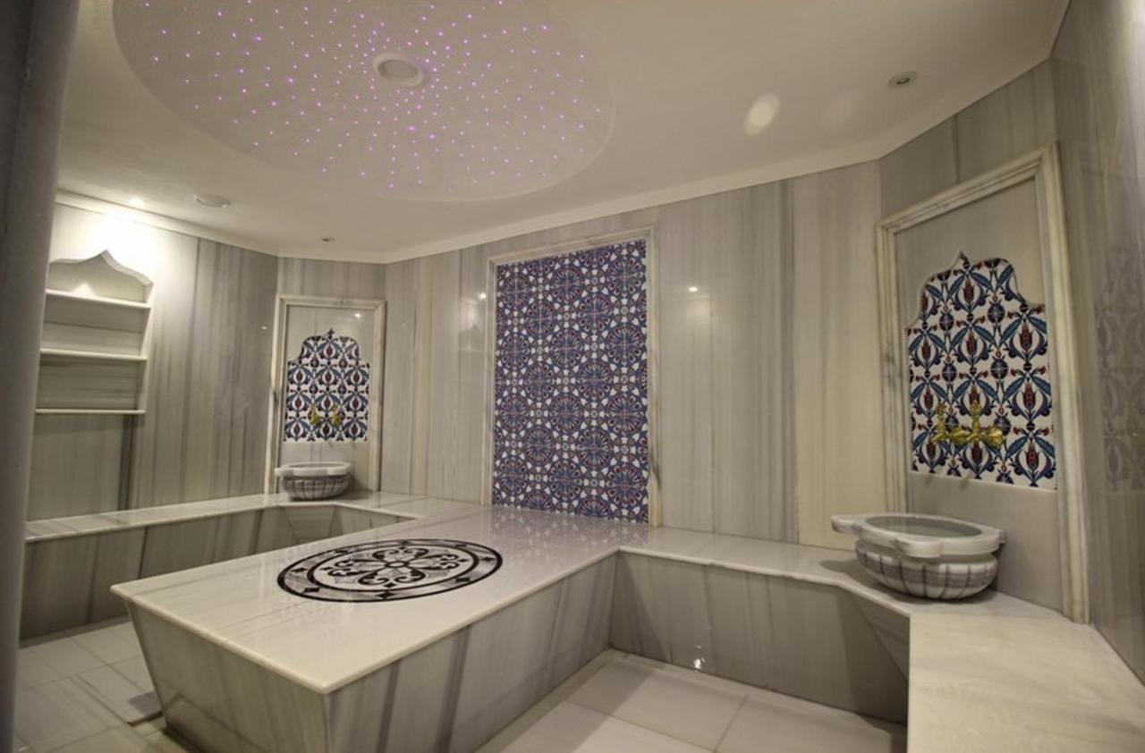 Hotel Graf Victor 4*