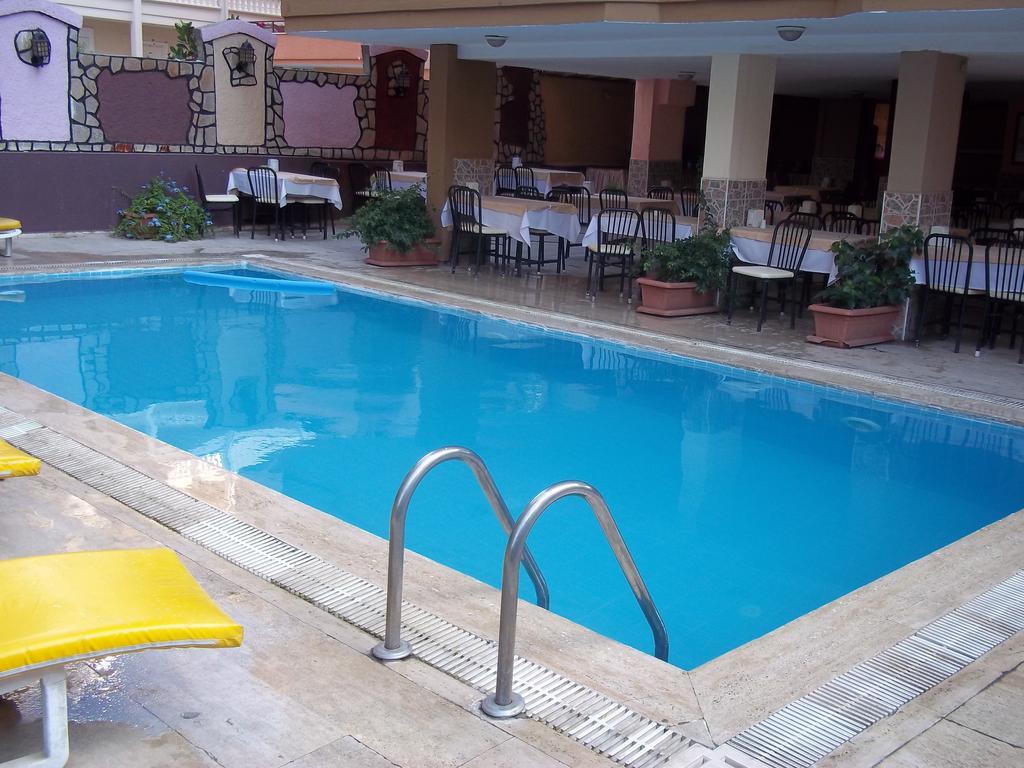Kleopatra Alis 3* Alanya