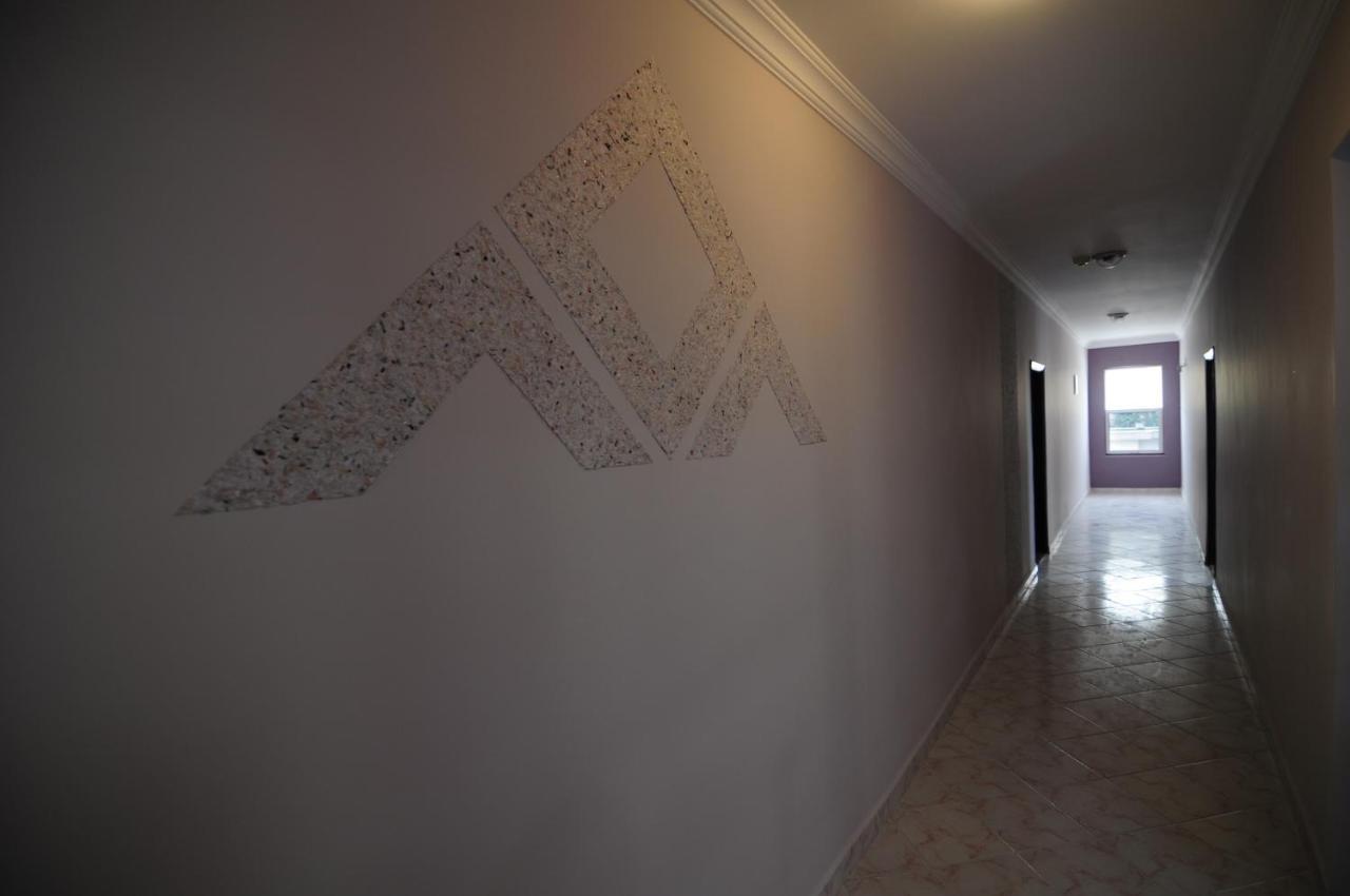 Le Moral Hotel
