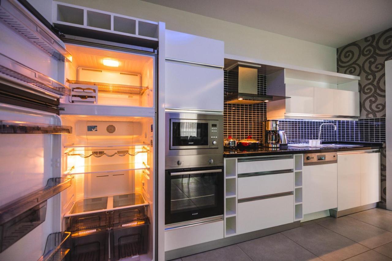 Seven Stars B-1 Apartment *