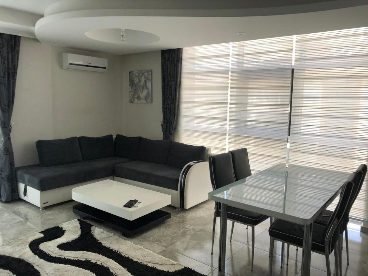 Another World Luxury Apartment