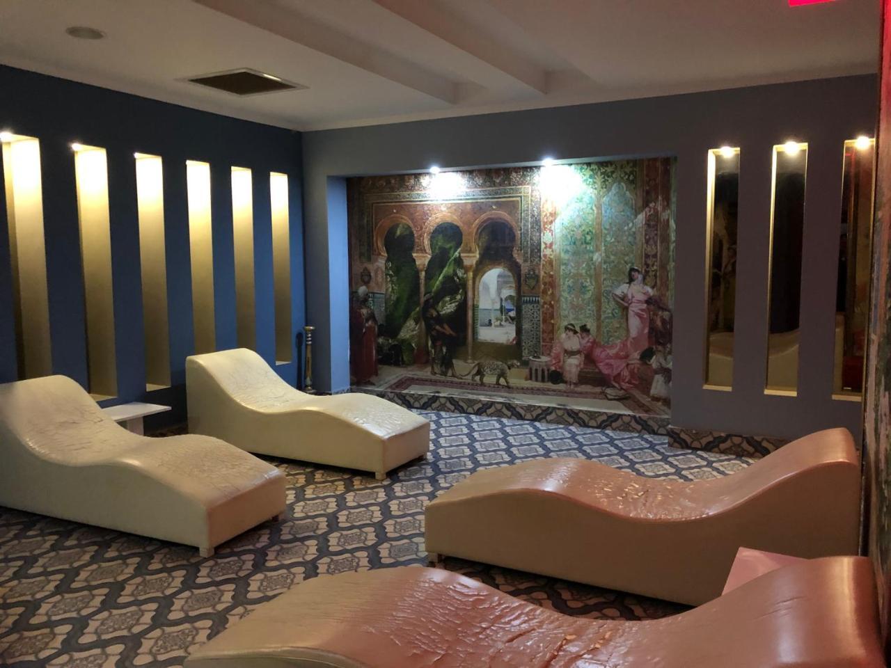 Another World Luxury Apartment