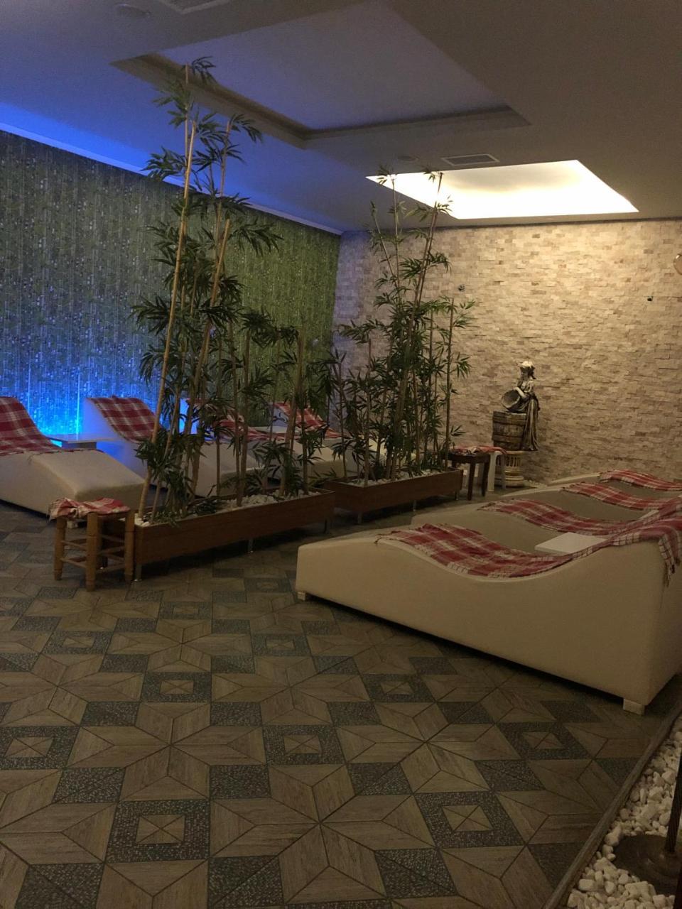 Another World Luxury Apartment